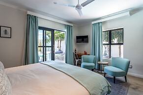 Whale Rock Luxury Lodge