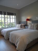 Whale Rock Luxury Lodge