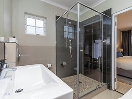 Whale Rock Luxury Lodge