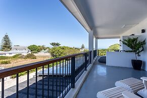 Whale Rock Luxury Lodge