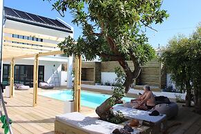 Whale Rock Luxury Lodge