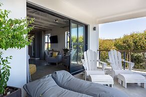 Whale Rock Luxury Lodge