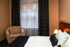 Arkada Hotel