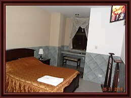 Hostelling Bustillo