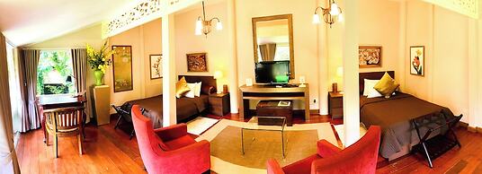 Ban Keaw Villas