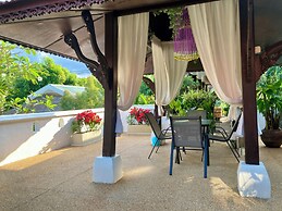 Ban Keaw Villas