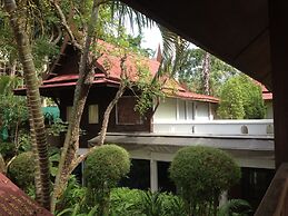 Ban Keaw Villas