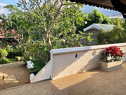Ban Keaw Villas
