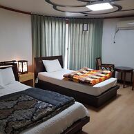 Arirang Hotel