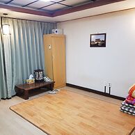 Arirang Hotel
