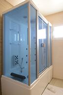The Penthouse Suites Hotel