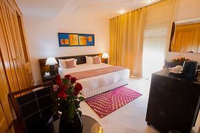 The Penthouse Suites Hotel