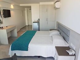 Melini Hotel Suites