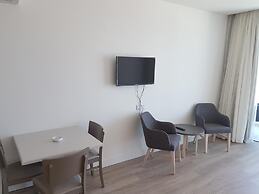 Melini Hotel Suites
