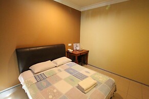 Hotel Station 18