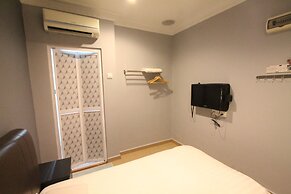Hotel Station 18