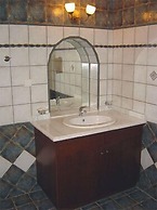 Belmondo Hotel