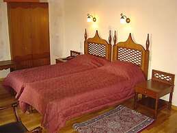 Belmondo Hotel