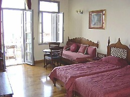 Belmondo Hotel