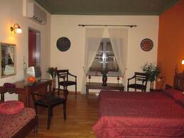Belmondo Hotel