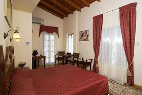 Belmondo Hotel