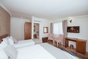 Infinity City Hotel