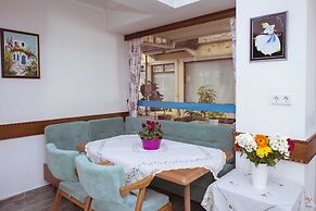 Infinity City Hotel