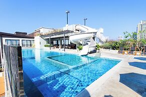 Balcony Courtyard Sriracha Hotel Serviced Apartmen