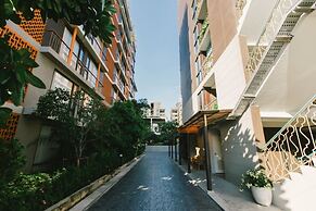 Balcony Courtyard Sriracha Hotel Serviced Apartmen