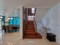 Amatapura Beach Villa 14