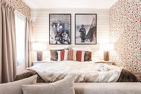Arctic Light Hotel