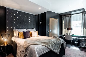 Arctic Light Hotel