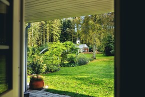 By The Bridge Bed & Breakfast
