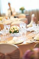 Mayfair Hotel Adelaide