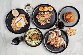 Mayfair Hotel Adelaide