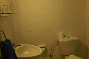 The Caravel Hotel