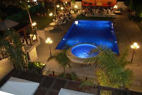 The Caravel Hotel