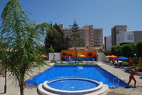 The Caravel Hotel