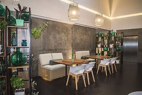 Square Small Luxury Hotel - Nuevo Consulado