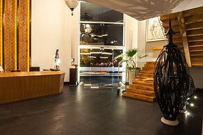 Square Small Luxury Hotel - Nuevo Consulado