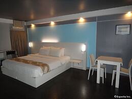 Pillows Hotel