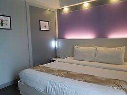 Pillows Hotel
