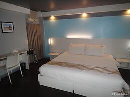Pillows Hotel