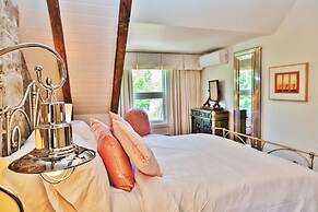 All Suites Whitney Manor