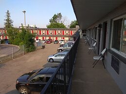 6267 Persepolis Inn