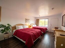 6267 Persepolis Inn