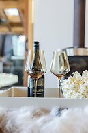 Myra Canyon Lodge + Ranch