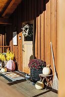 Myra Canyon Lodge + Ranch