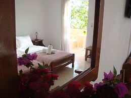 Athina Rooms