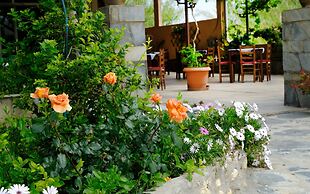 Athina Rooms
